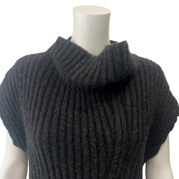 $1990 The Row Black Charcoal Knit Ribbed Tank Top size Medium - Picture 4 of 10